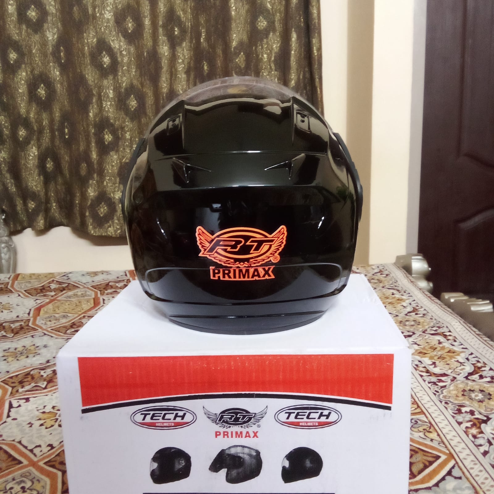 Primax Motorcycle Helmet – Lightweight Polycarbonate Racing Shell (black)